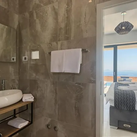 Ateneum With Sea View, Jacuzzi And Infinity Pool * Labin (Istria)
